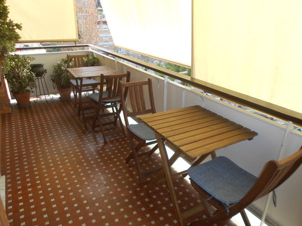 A Casa Chiecchi B&B Rome Bagian luar foto